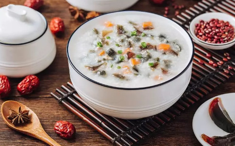 皮蛋瘦肉粥