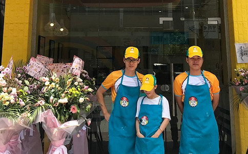 粥員外門(mén)店